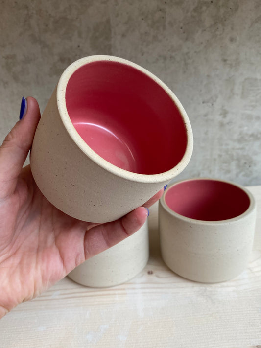 Keramik Becher "Inu" in rosa